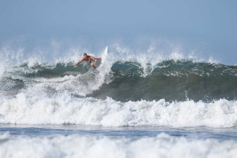 Surf Playa Guiones Costa Rica