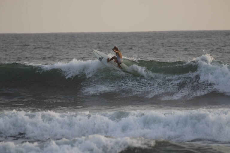 Surf Guiones Costa Rica